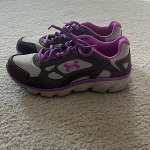 Women’s Under Armour sneakers